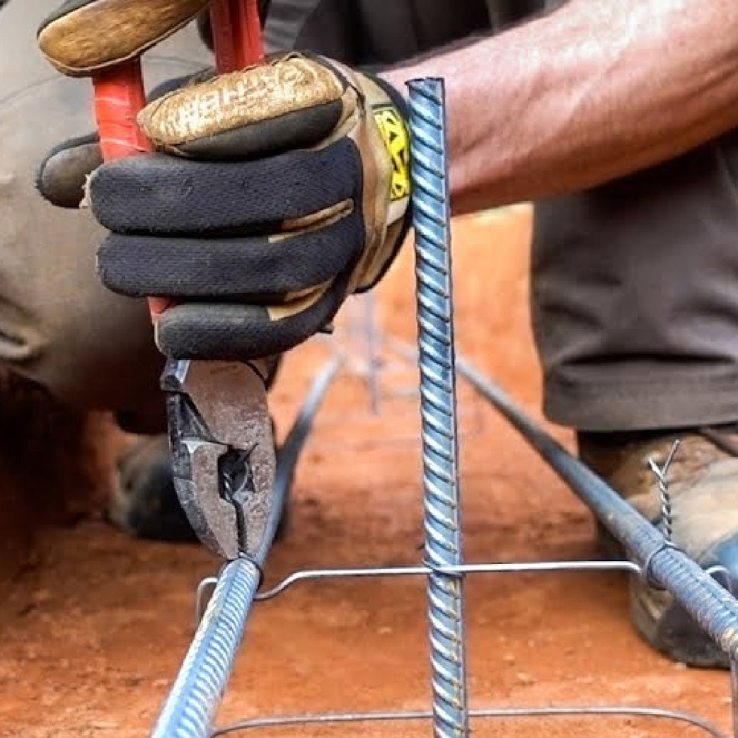 #5 Rebar Reinforced Screen Footers
